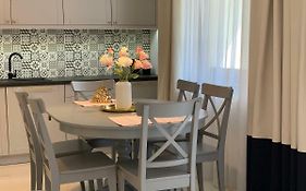 Apartament Zacisze Rose Gold